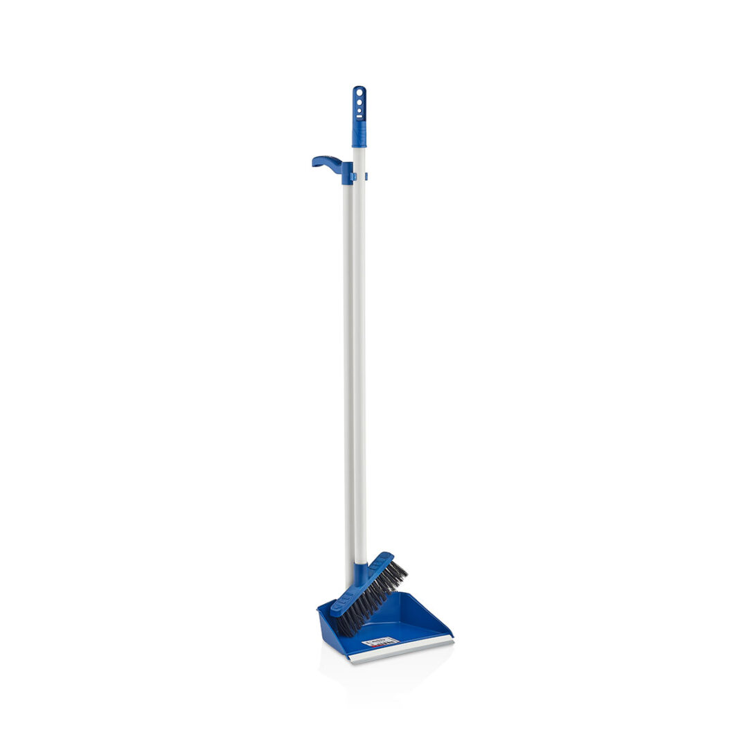 DUSTPAN BROOM WITH HANDLE